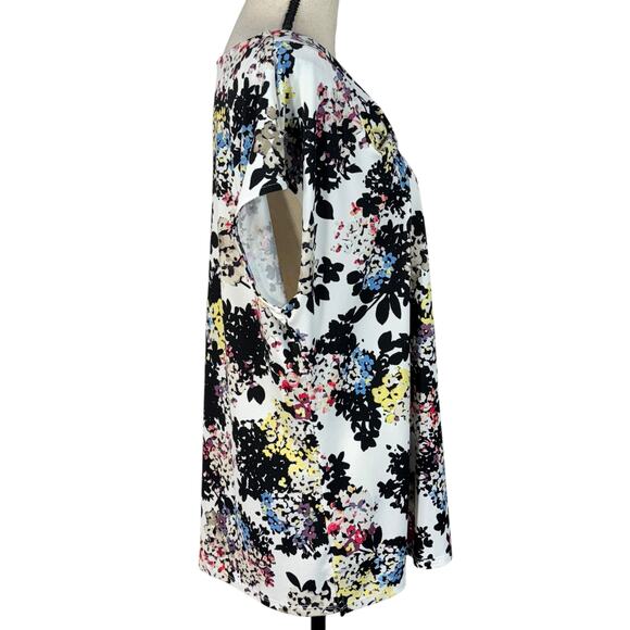 Roz & Ali 1X-Large Top Floral Cap Sleeve Stretch Off-Center Neckline Slits Multi - Picture 3 of 8